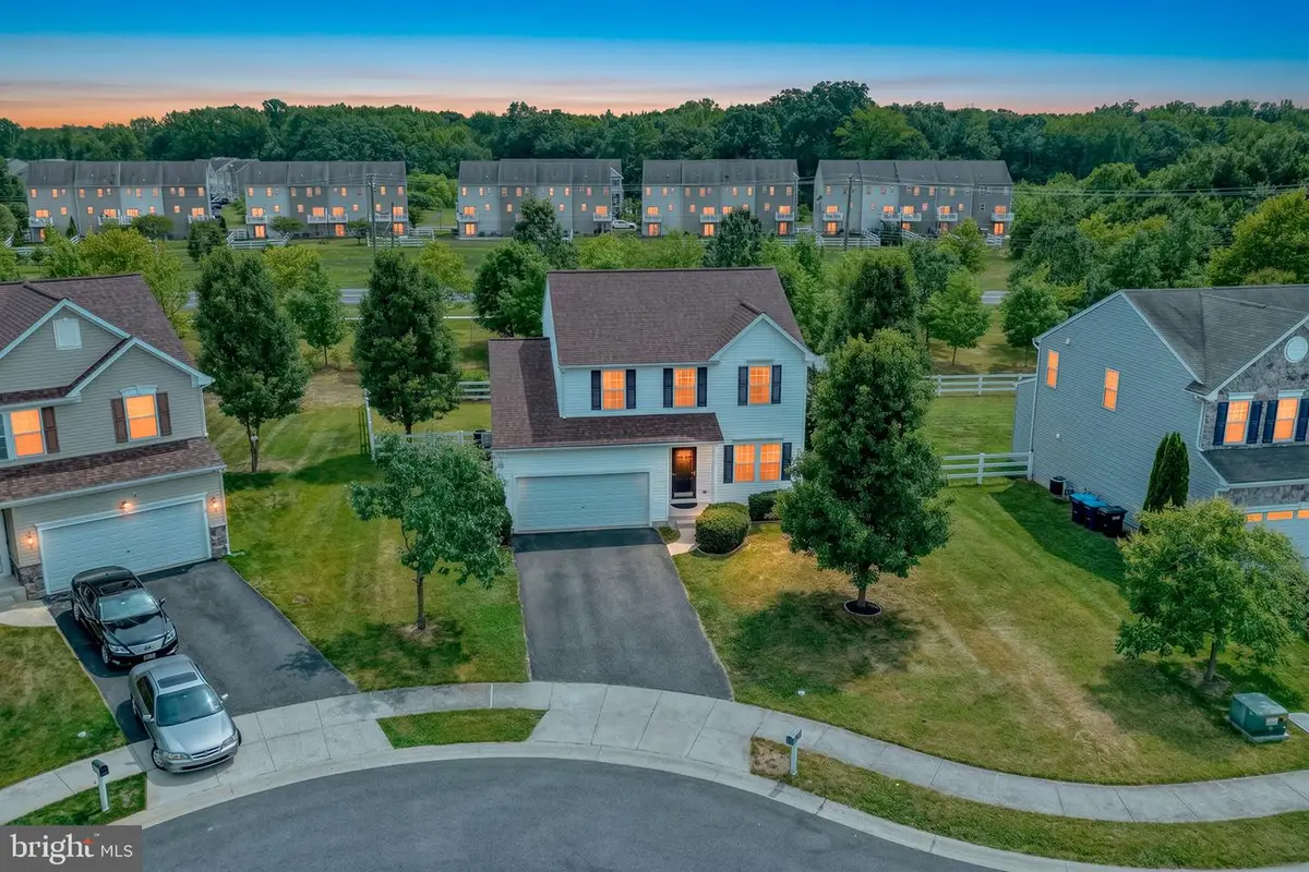 8 Elmer Ct, Townsend, DE 19734 - #1