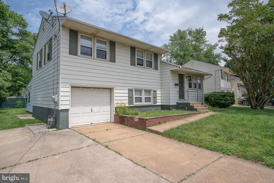 1317 Idlewood Rd, Wilmington, DE 19805 - #3