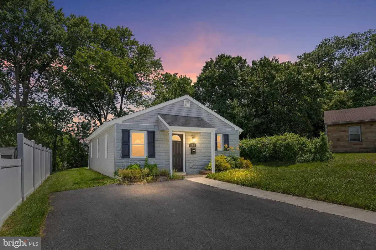 102 Oval Cir, Wilmington, DE 19801 - #1
