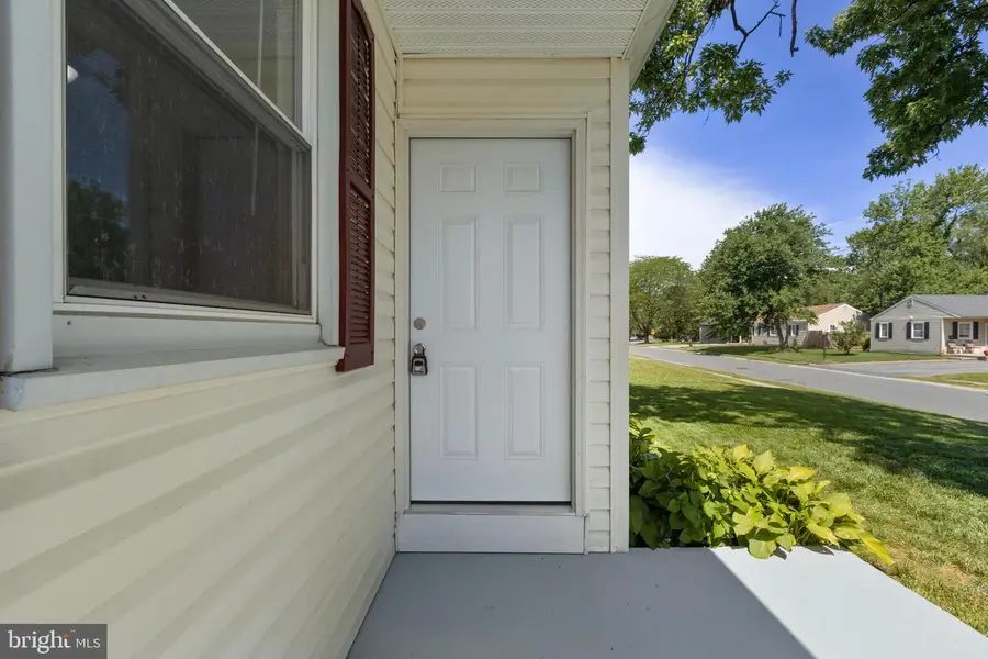 121 Robinson, New Castle, DE 19720 - #2