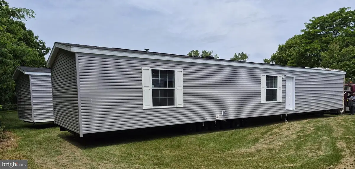 318 Hostetter Blvd, New Castle, DE 19720 - #1