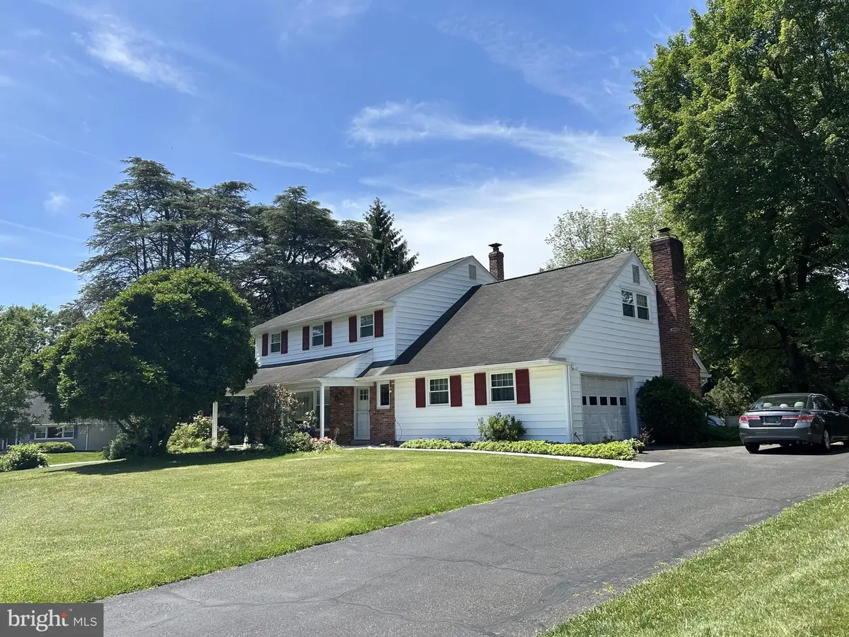 14 Clermont Rd, Wilmington, DE 19803 - #1