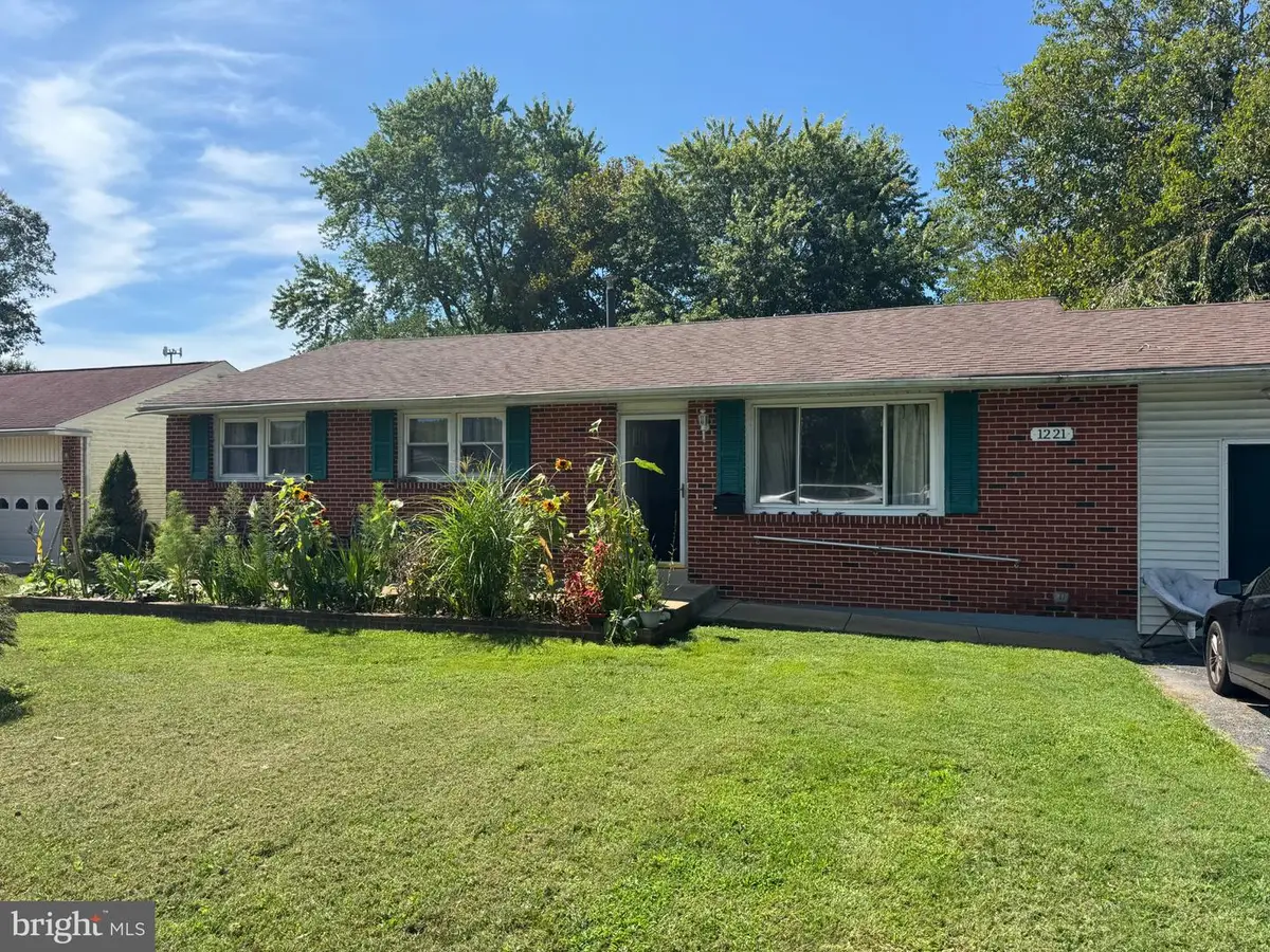 1221 Stinsford Rd, Newark, DE 19713 - #1