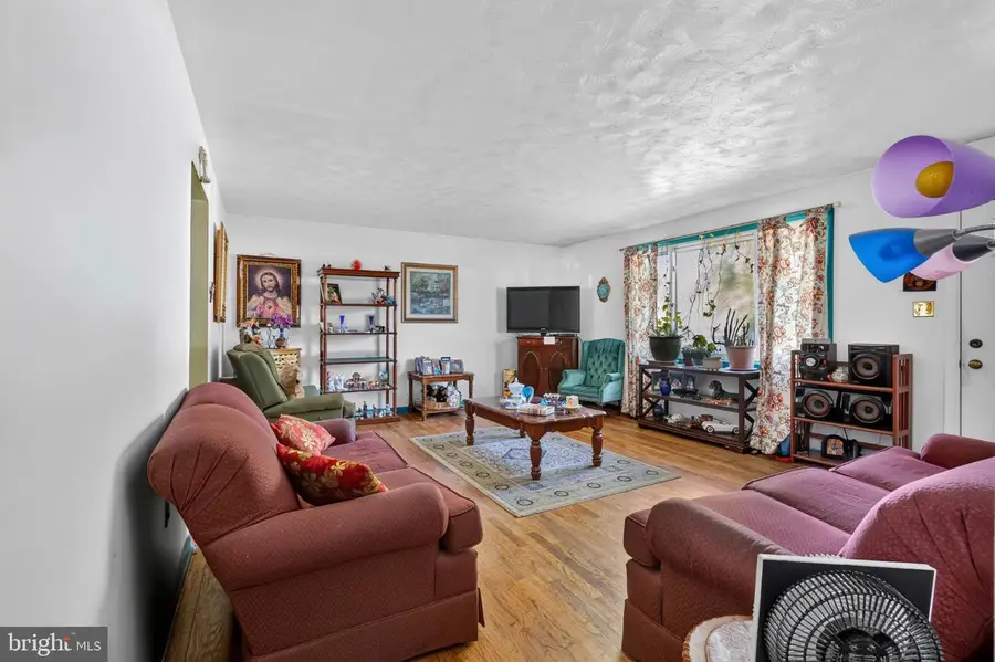 1221 Stinsford Rd, Newark, DE 19713 - #3