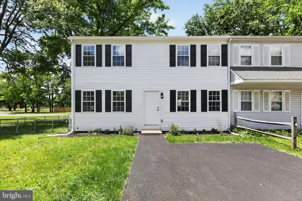 12 Heron Ct, NEWARK, DE 19702