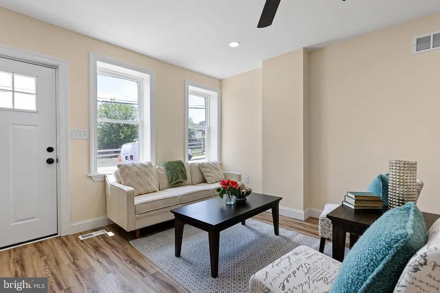 1207 W 2nd St, Wilmington, DE 19805 - #2