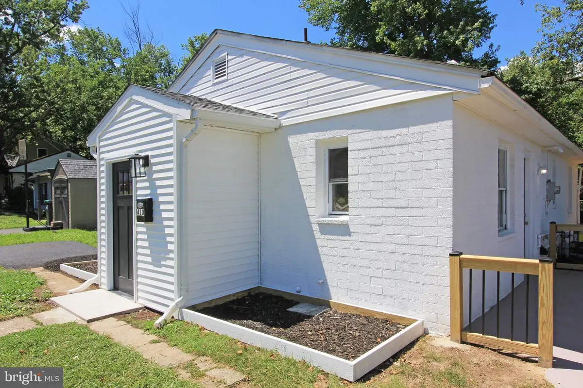 410 Anderson Dr, Wilmington, DE 19801 - #1