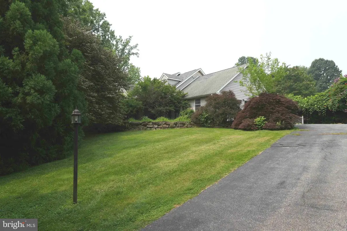 2407 Valley Ave, Wilmington, DE 19810 - #1