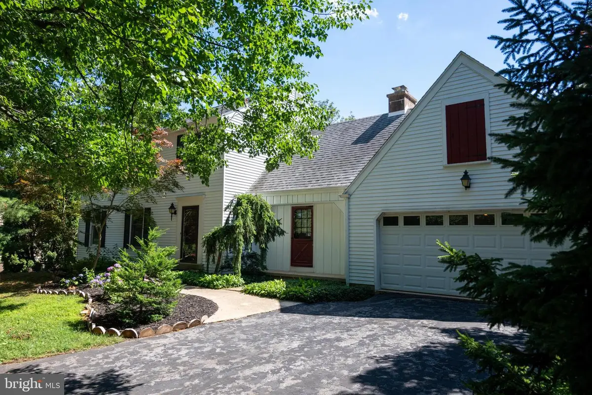 2710 Alexander Dr, Wilmington, DE 19810 - #1