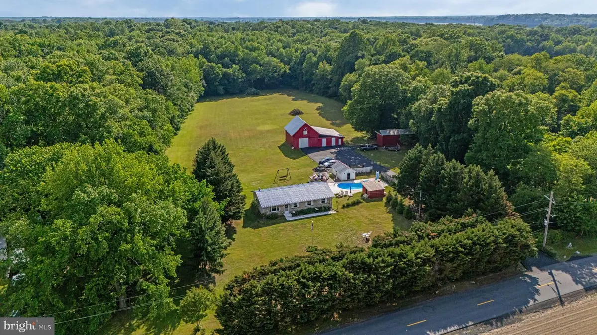 310 Dogtown Rd, Townsend, DE 19734 - #1