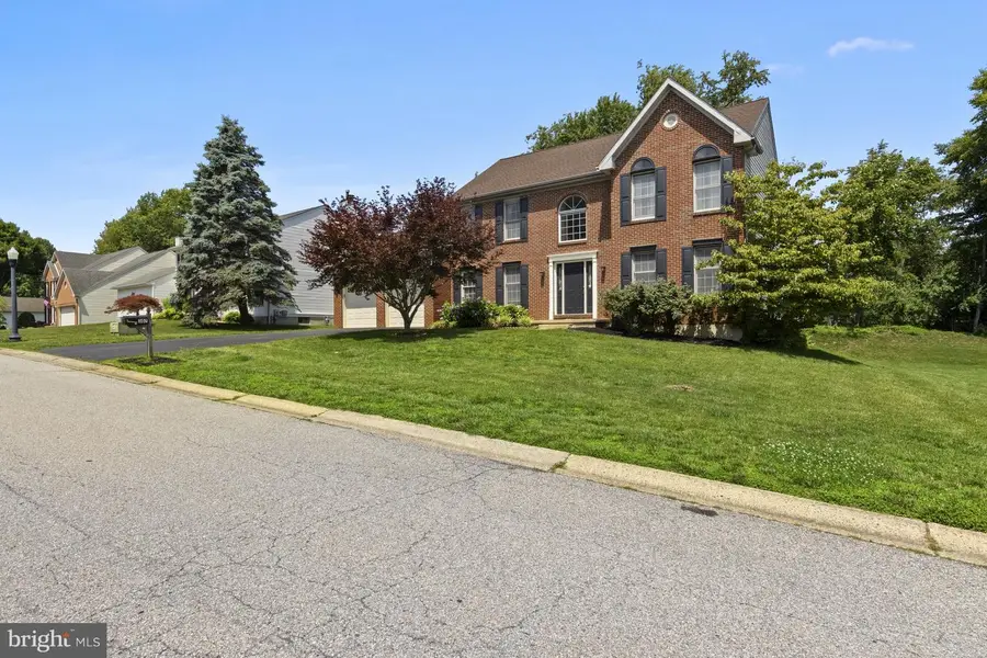 307 Blue Jay Dr, Hockessin, DE 19707 - #3