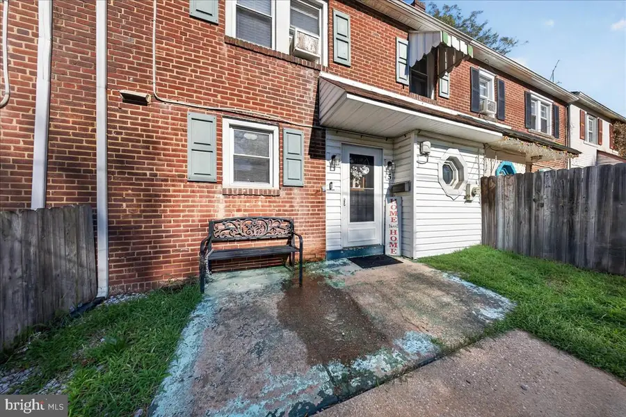 5 S Pennewell Dr, Wilmington, DE 19809 - #2