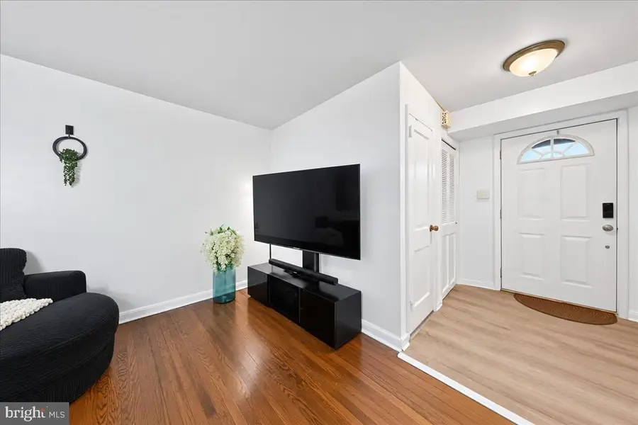 5 S Pennewell Dr, Wilmington, DE 19809 - #3