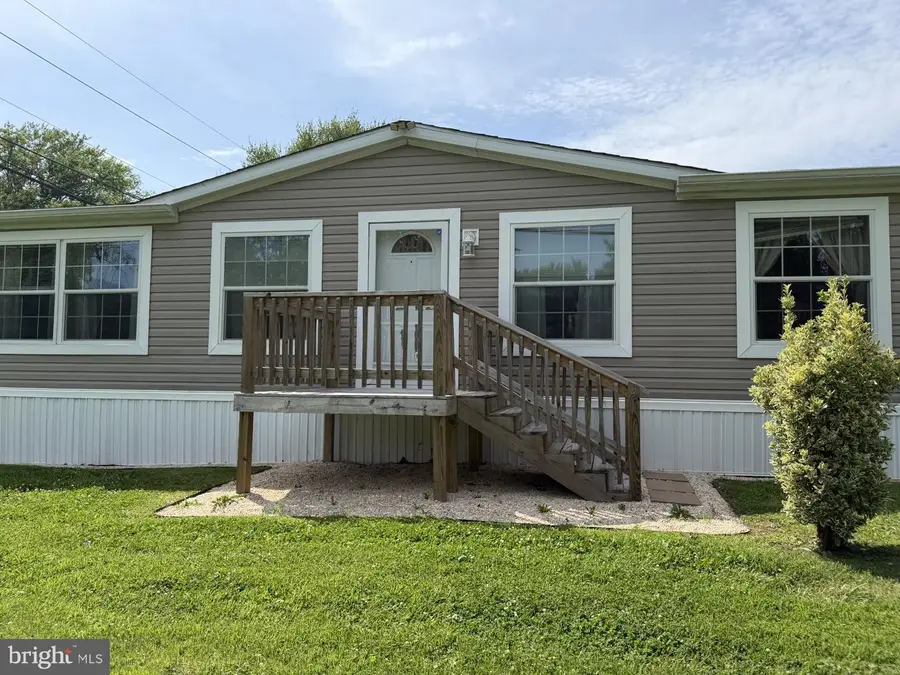 29 N Dragon Dr, Bear, DE 19701 - #2