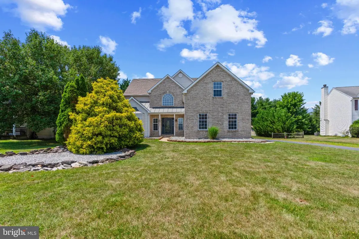 4 Travertine Ct, Townsend, DE 19734 - #1