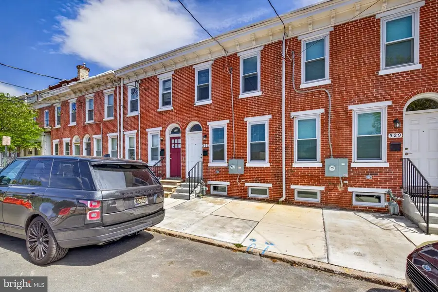 527 E 8th St, Wilmington, DE 19801 - #3