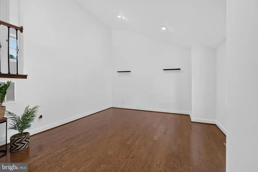 104 Garrett Rd, Newark, DE 19713 - #3