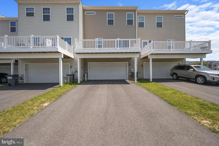 343 S Parkway Dr, Middletown, DE 19709 - #2