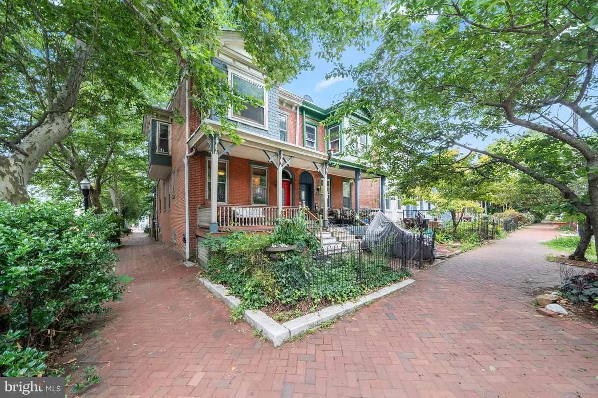 800 W 10th St, Wilmington, DE 19801 - #1