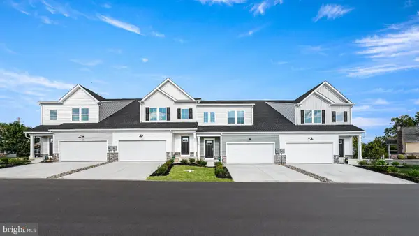 566 Arrowgrass Ln, NEW CASTLE, DE 19720
