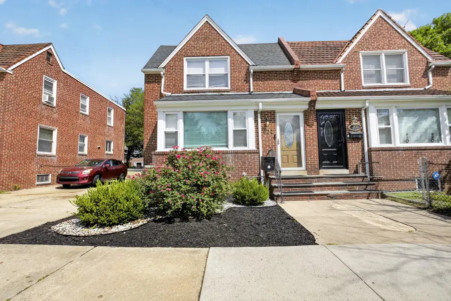 202 N Bancroft Pkwy, Wilmington, DE 19805 - #2