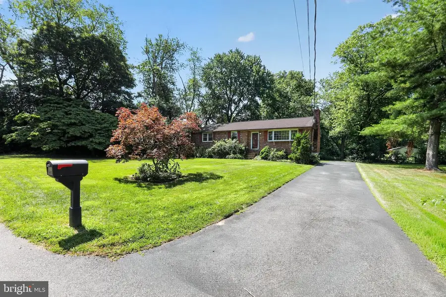 136 Kingston Dr, Bear, DE 19701 - #2