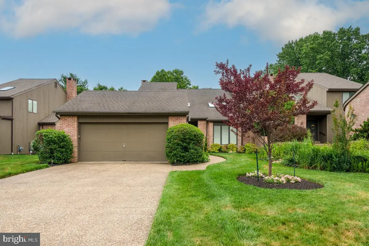 109 Downs Dr, Wilmington, DE 19807 - #1