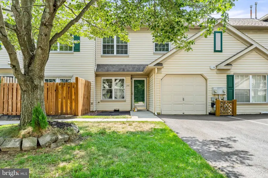 208 Stonebridge Blvd, New Castle, DE 19720 - #2