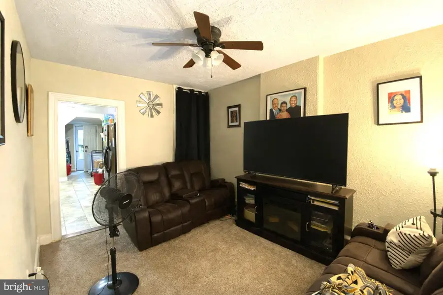 415 E 10th St, Wilmington, DE 19801 - #3
