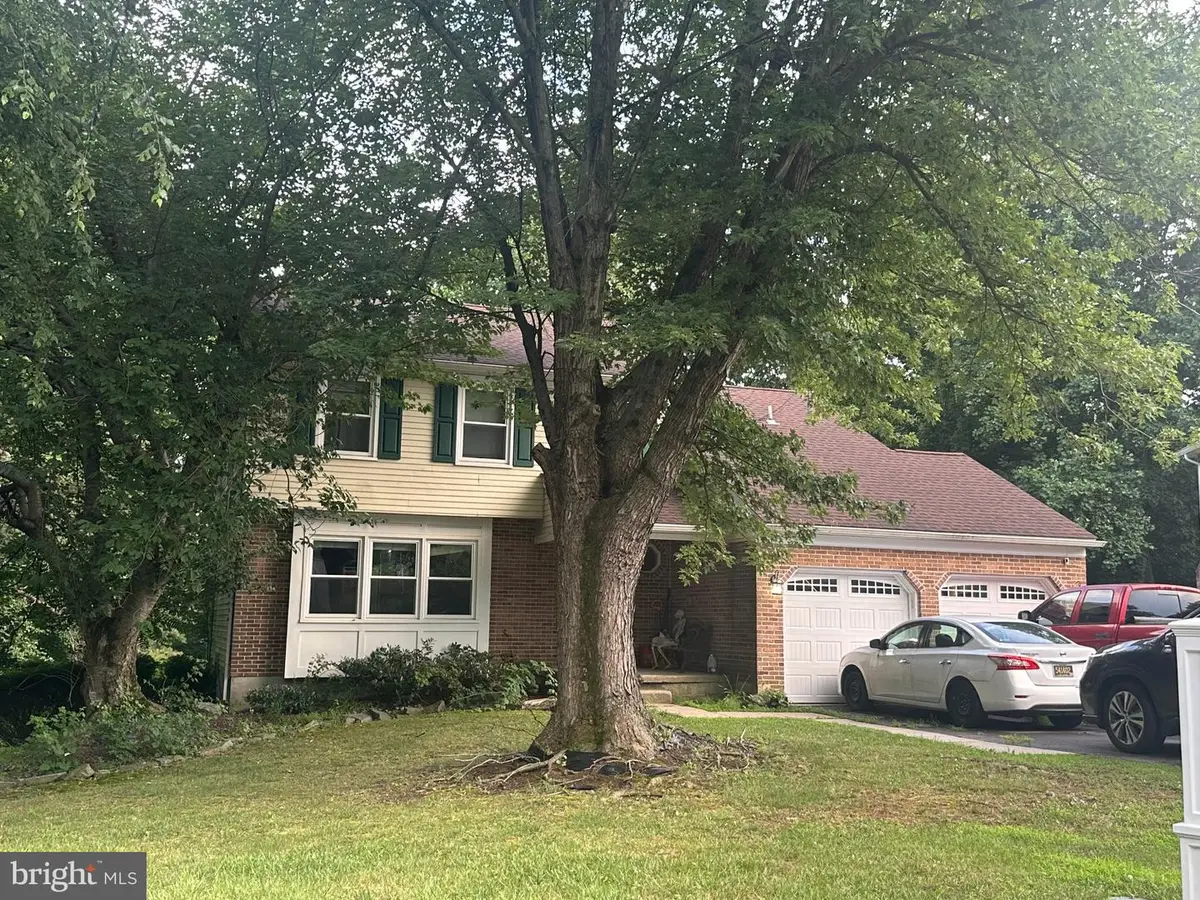 56 Woodward Dr, Wilmington, DE 19808 - #1