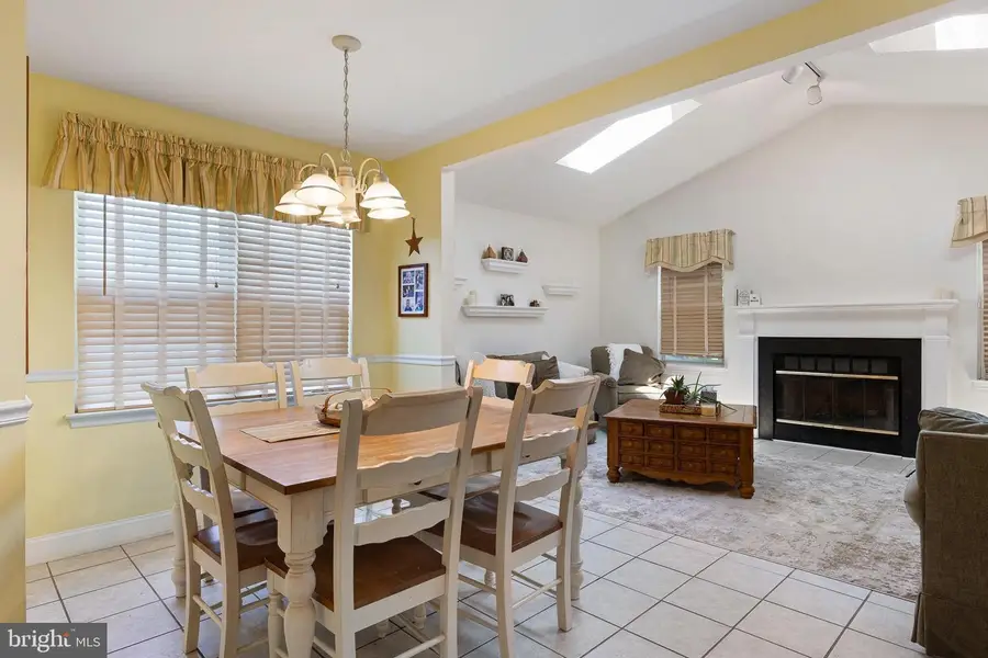 202 Lake Ozarks Dr, Bear, DE 19701 - #3
