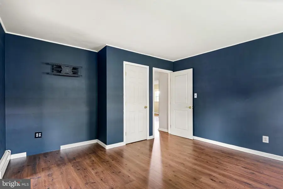 9 Kullen Dr, Newark, DE 19713 - #3