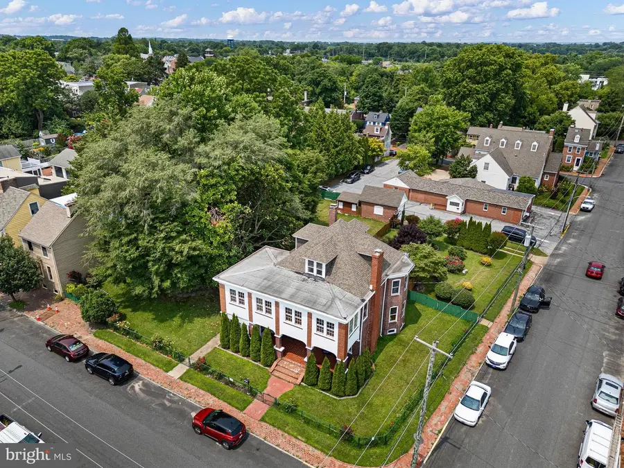 166 E 2nd, New Castle, DE 19720 - #2