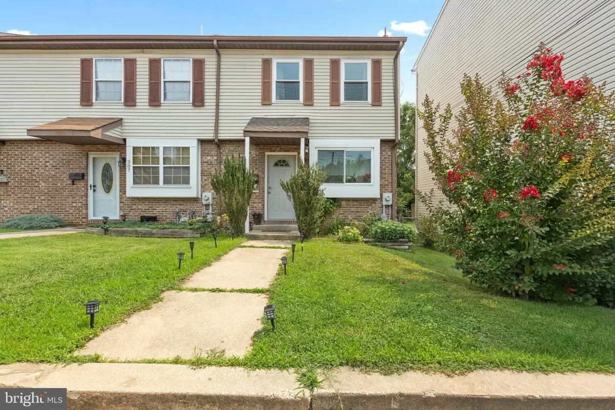 309 8th Ave, Wilmington, DE 19805 - #1