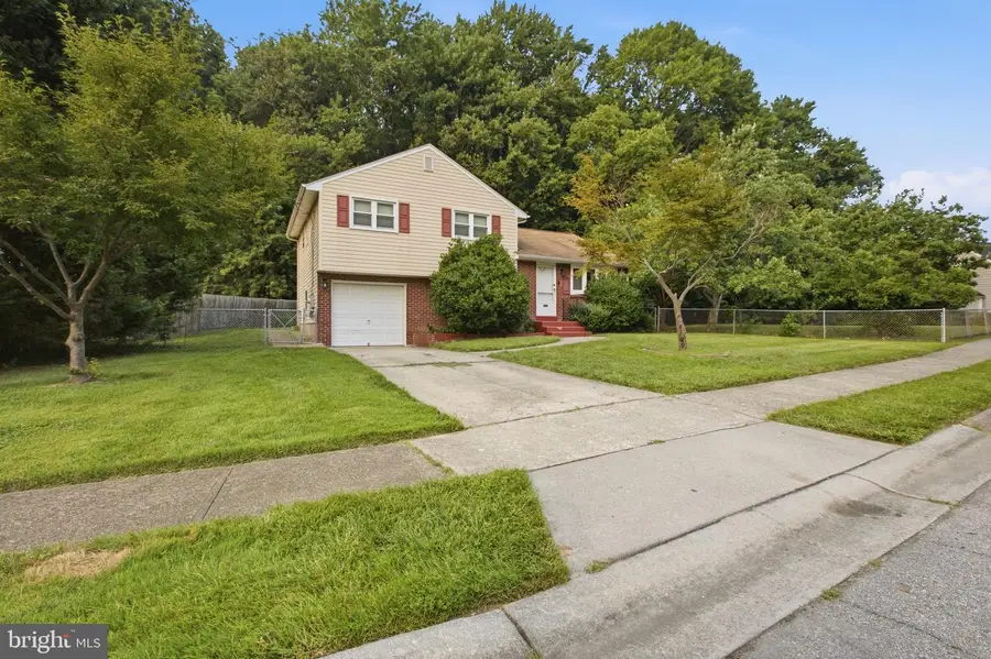 417 Laurel Ave, Wilmington, DE 19809 - #2