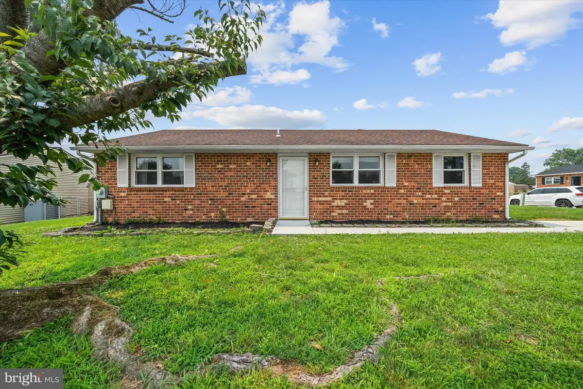 2 Williams Ct, Newark, DE 19702 - #1