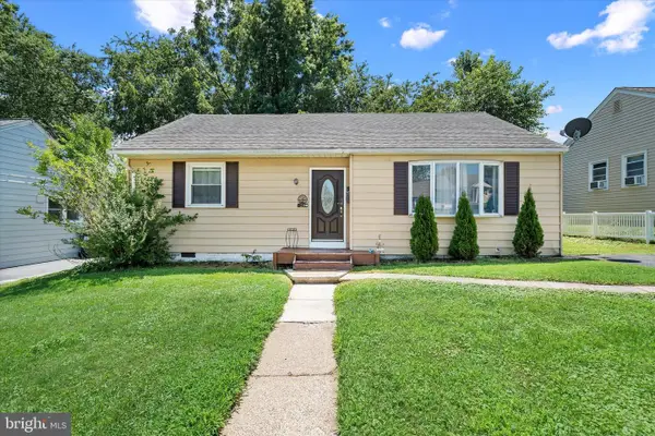 28 Gail Rd, NEW CASTLE, DE 19720
