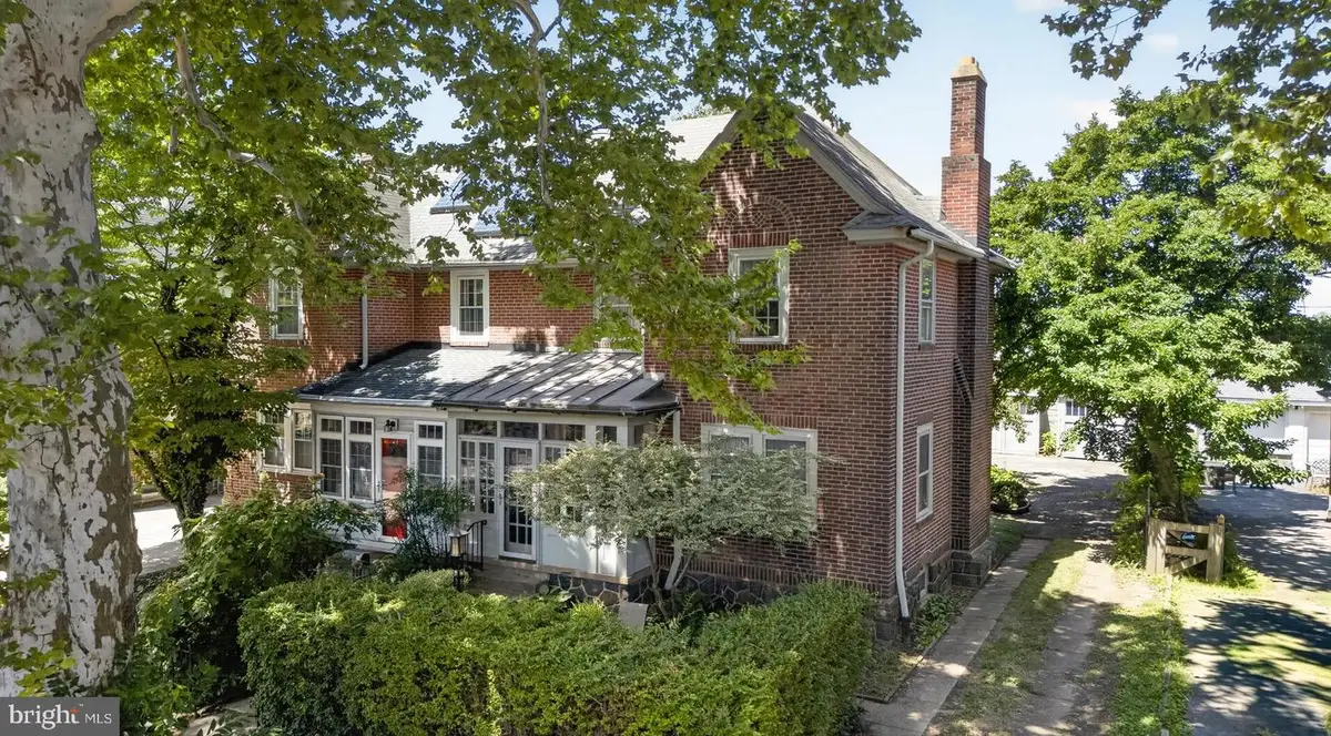 13 S Sycamore St, Wilmington, DE 19805 - #1