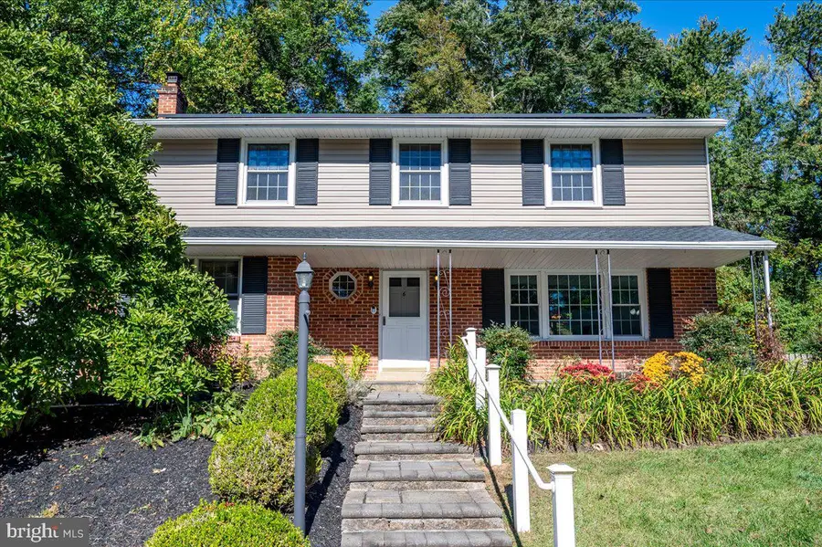 6 Woodshaw Rd, Newark, DE 19711 - #3