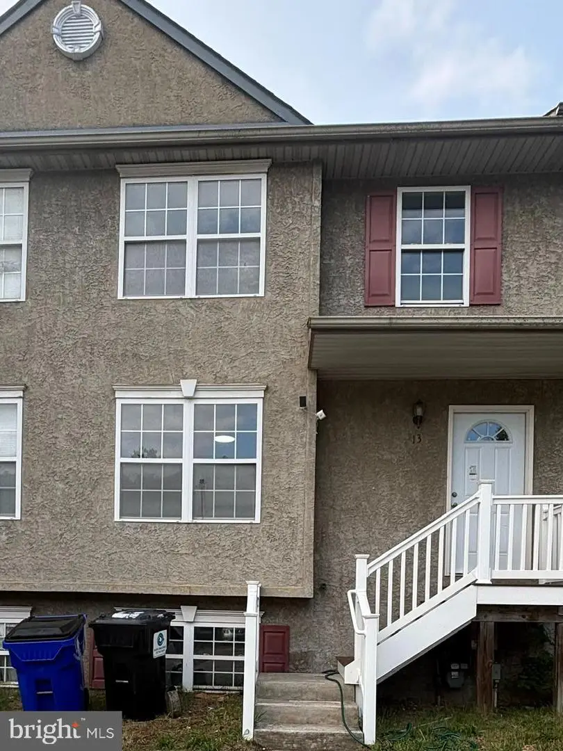 13 Freedom Ct, New Castle, DE 19720 - #1