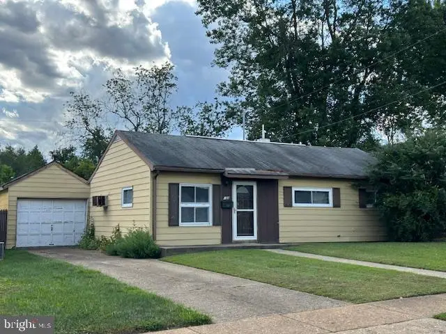 122 Halcyon Dr, New Castle, DE 19720 - #1