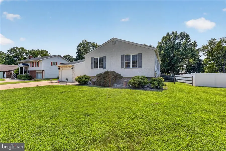 130 Garwood Dr, Bear, DE 19701 - #2