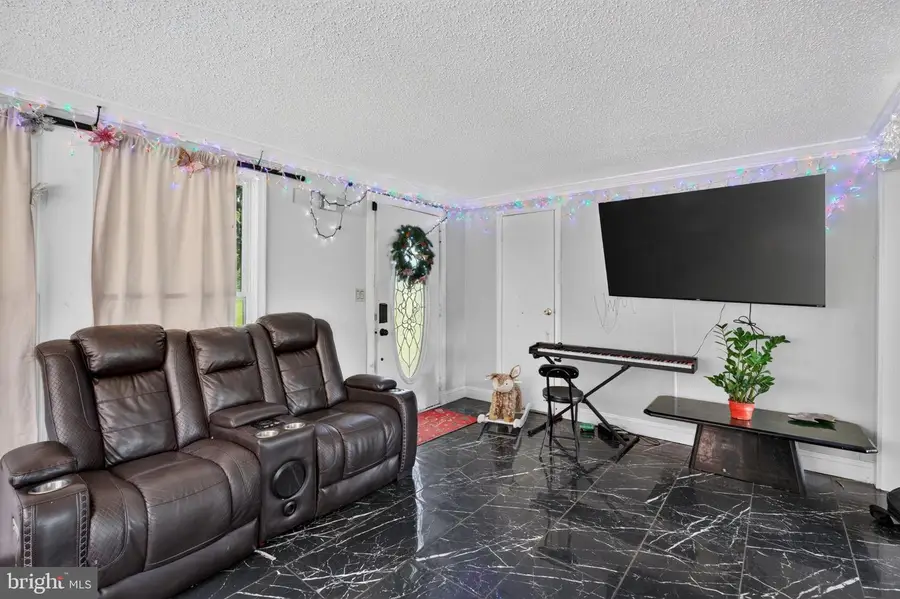 269 Walker School Rd, Townsend, DE 19734 - #2