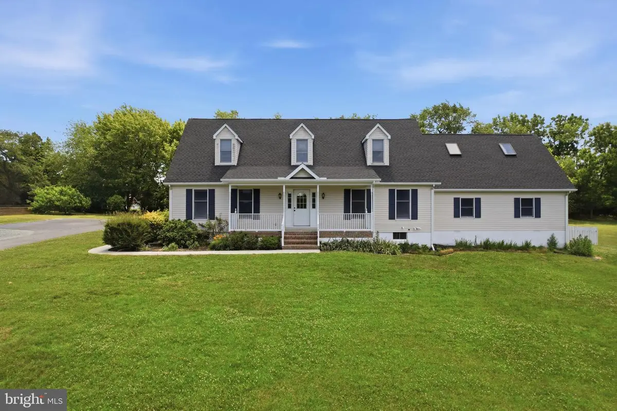 636 Main St, Odessa, DE 19730 - #1