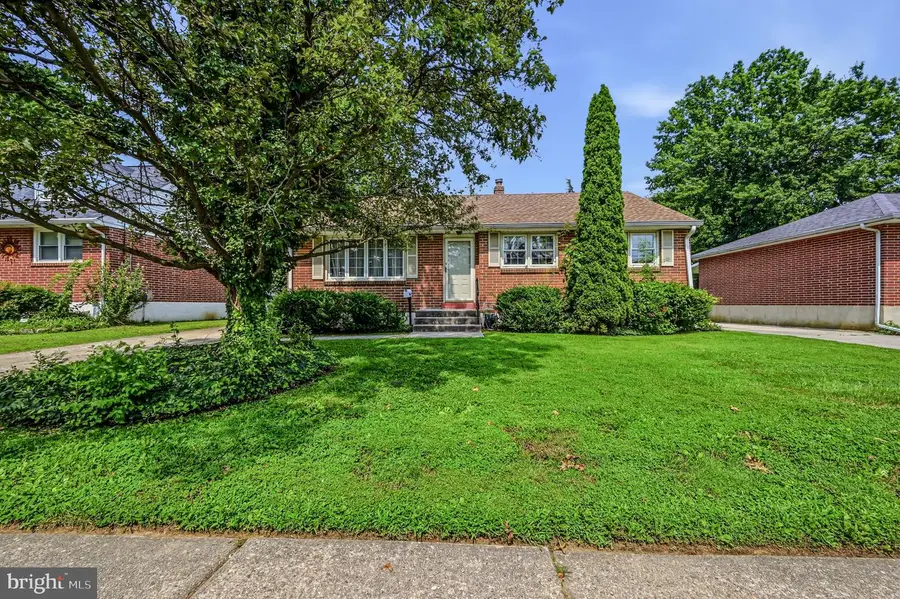 319 Delaware Ave, Claymont, DE 19703 - #2