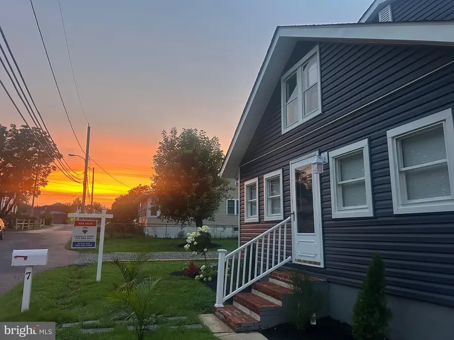 7 Revis Ave, New Castle, DE 19720 - #3