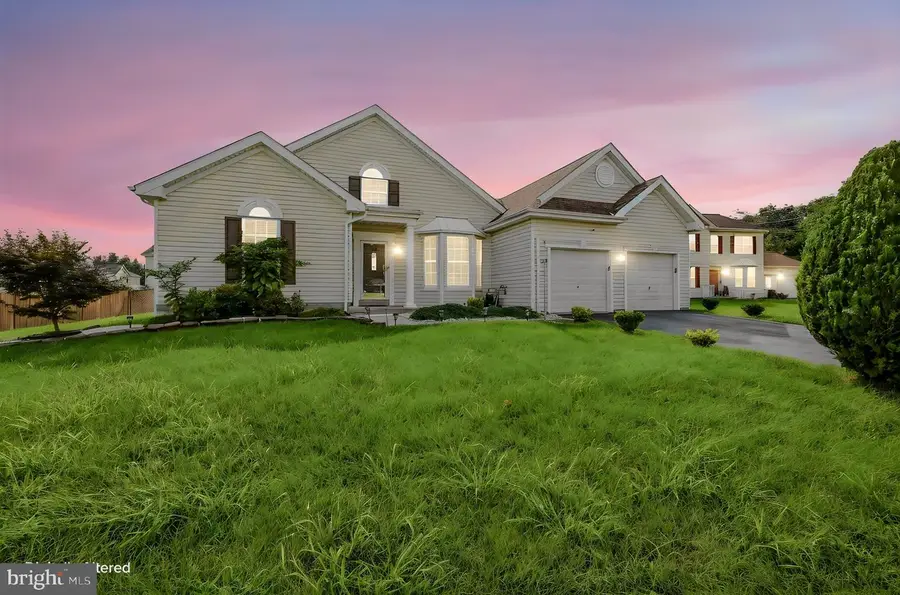 235 Riveredge Dr, New Castle, DE 19720 - #2