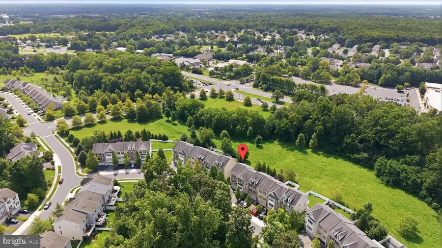 325 Latrobe Dr, Newark, DE 19702 - #3
