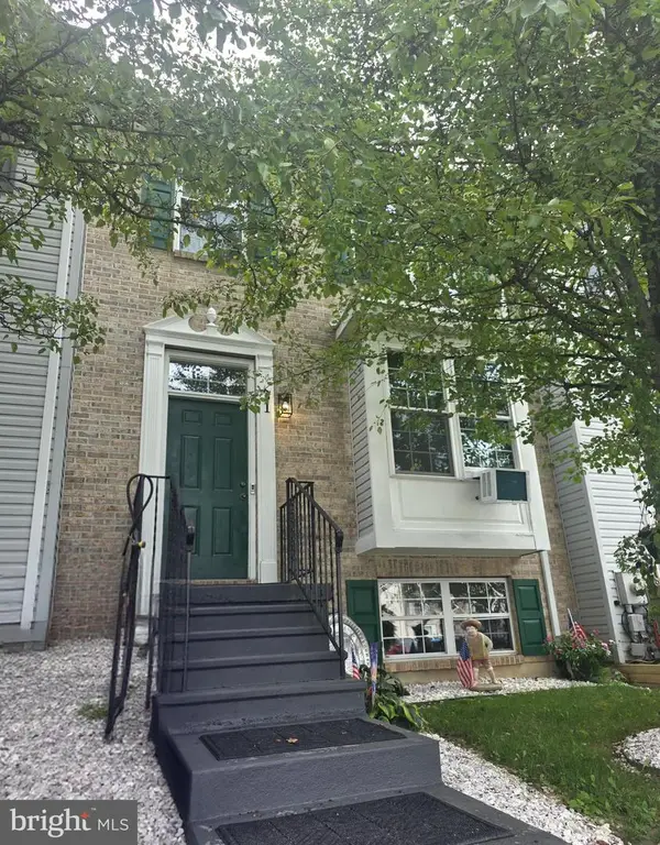 31 Versailles Ct, NEWARK, DE 19702