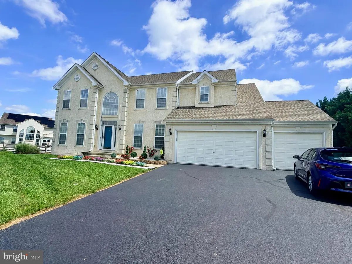748 Tracy Cir, Townsend, DE 19734 - #1